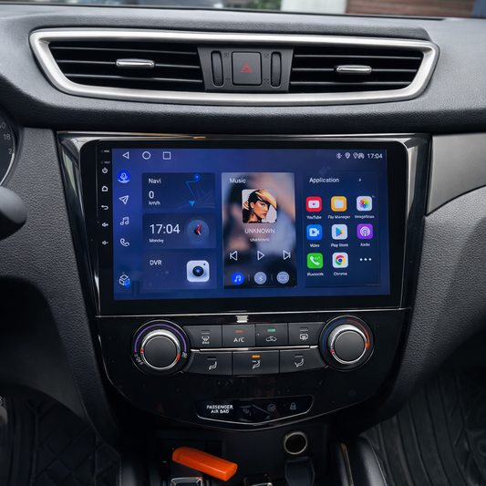 Écran CarPlay Nissan Qashqai 2 J11 intégré tableau de bord