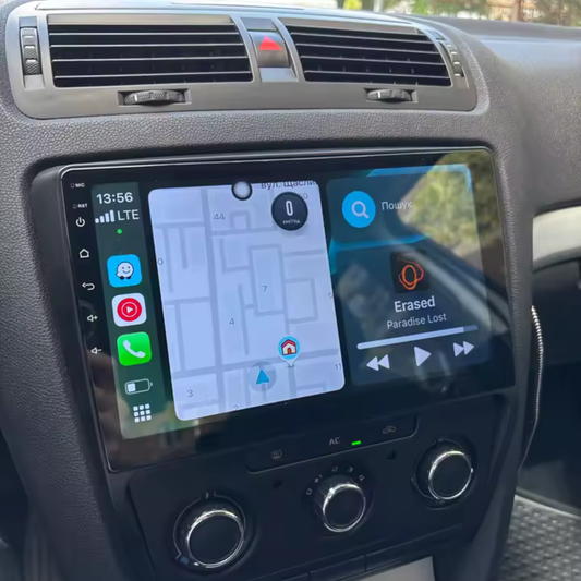 Écran CarPlay Skoda Octavia 2 intégré tableau de bord