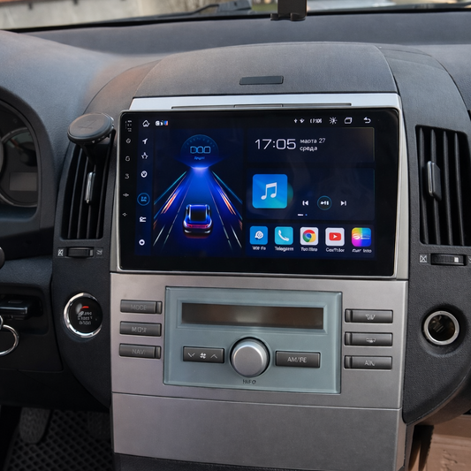 Écran CarPlay Toyota Corolla Verso intégré tableau de bord