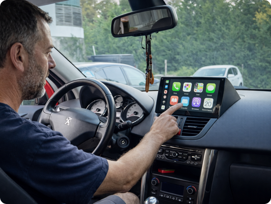 Comment ajouter CarPlay à une voiture qui n'en a pas — Guide complet 2026