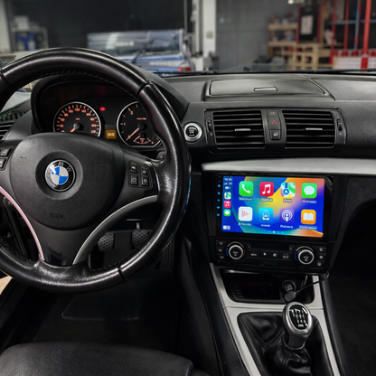 Écran CarPlay Bmw Série 1 intégré tableau de bord