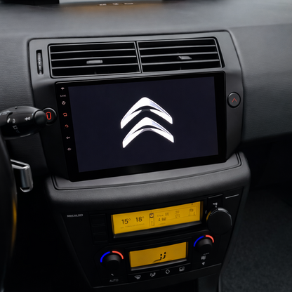 Écran CarPlay Citroen C4 intégré tableau de bord
