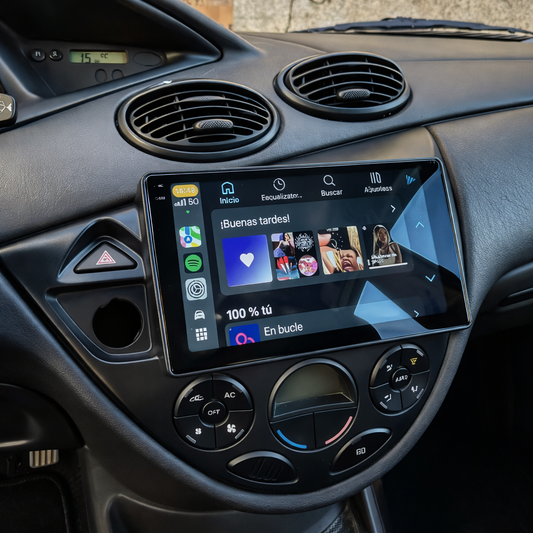 Écran CarPlay Ford Fiesta intégré tableau de bord