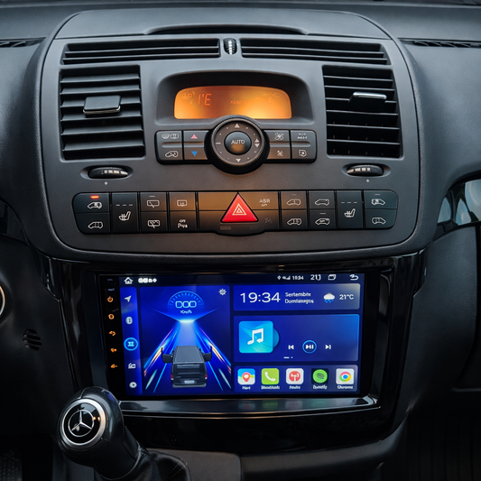 Écran CarPlay Mercedes Vito intégré tableau de bord