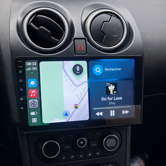Écran CarPlay Nissan Qashqai J10 intégré tableau de bord