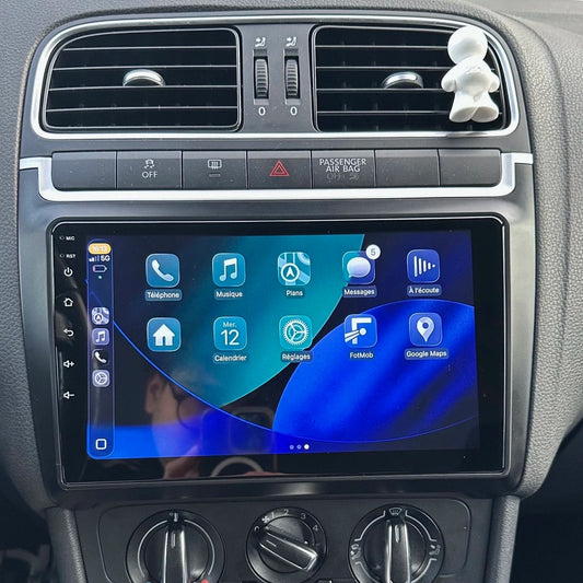 Écran CarPlay Volkswagen Polo 5 intégré tableau de bord