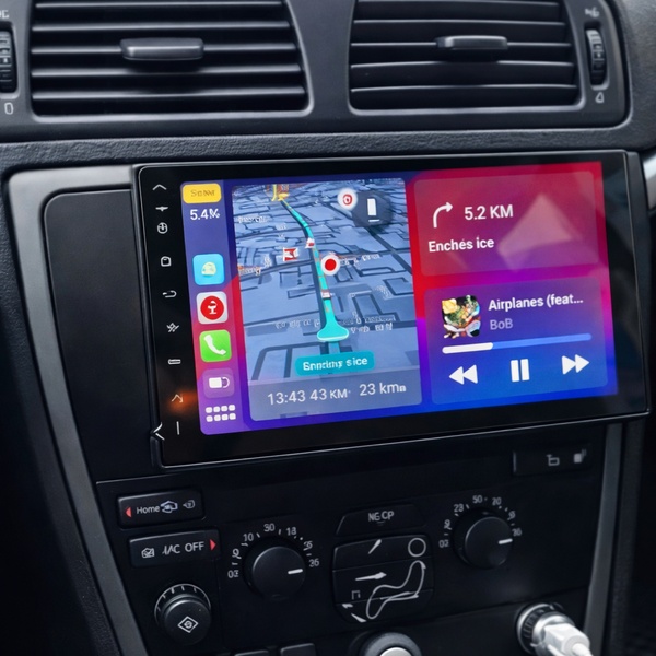 Écran CarPlay Volvo XC70 intégré tableau de bord 