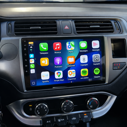 Écran CarPlay Kia Rio intégré tableau de bord