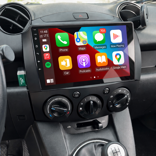 Écran CarPlay Mazda 2 intégré tableau de bord