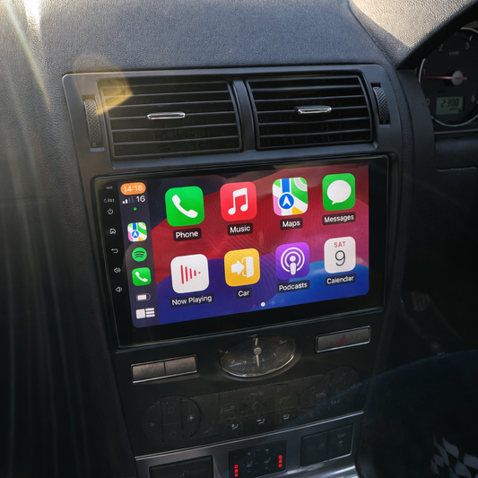 Écran CarPlay Ford Mondeo intégré tableau de bord