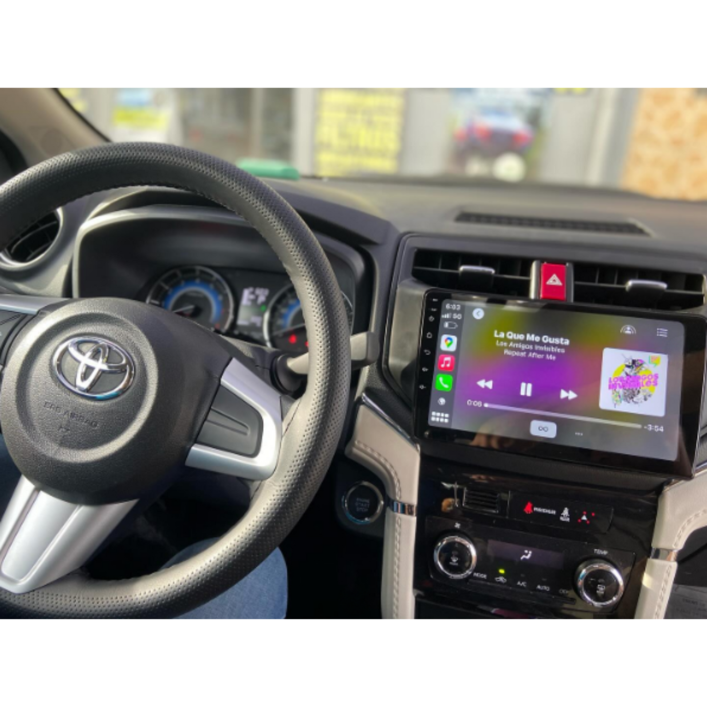 CarPlay Toyota Rush