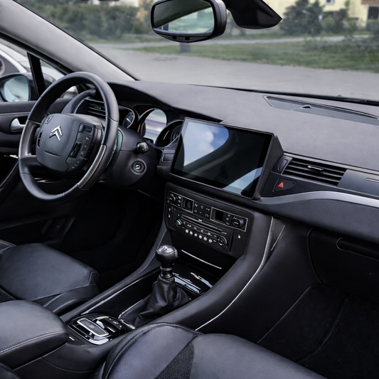 Écran CarPlay intégré tableau de bord Citroen C5